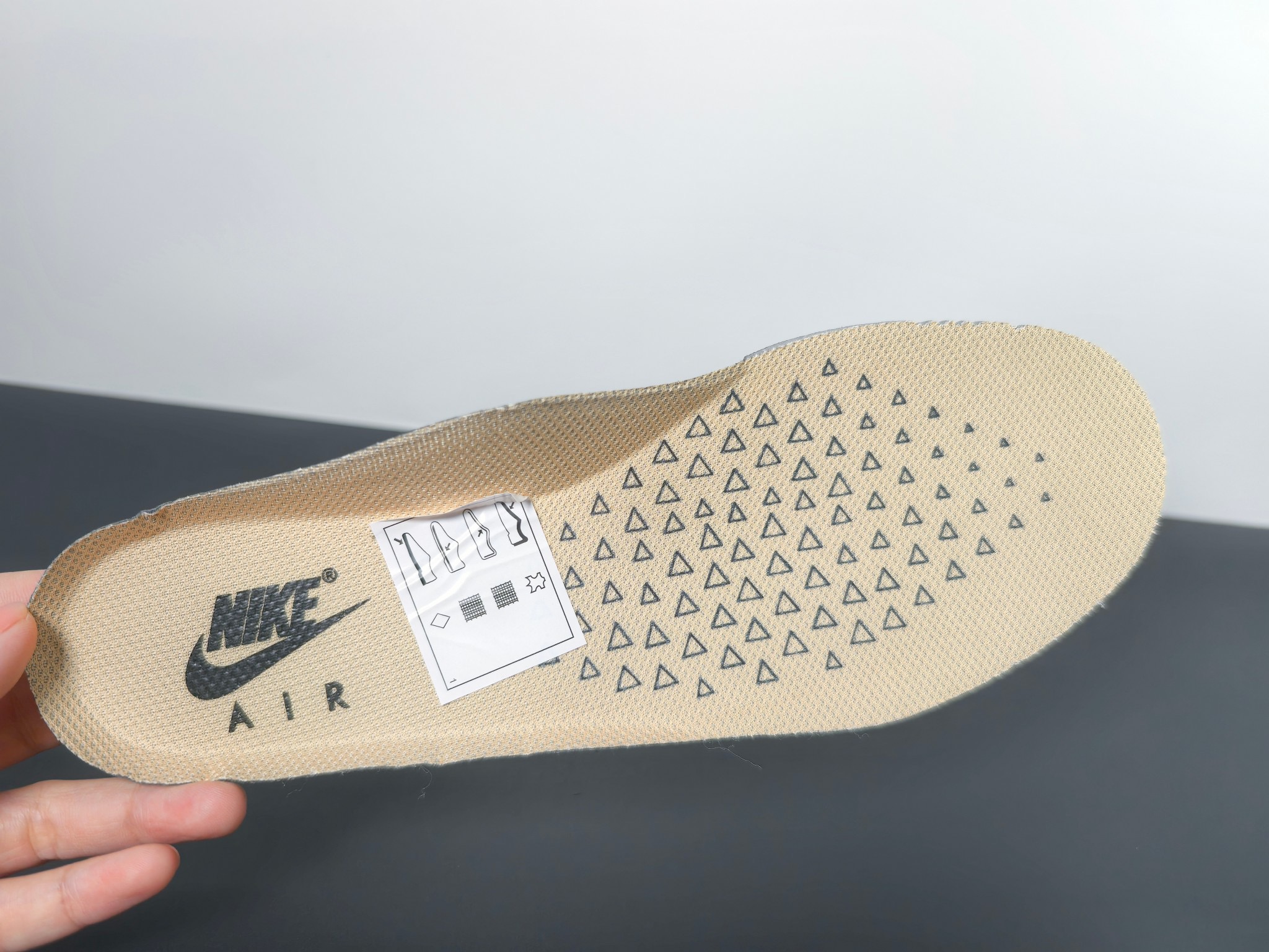 Off-White Air Force 1 Low Sesame FD6900-200